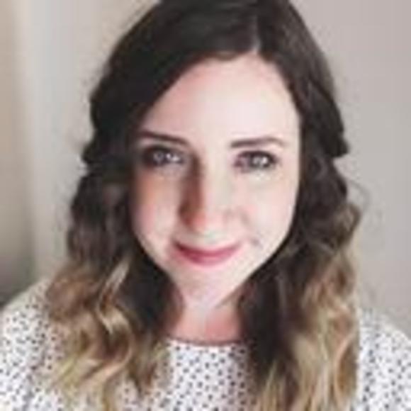 Meet your Posher, Julia - Picture 1 of 1